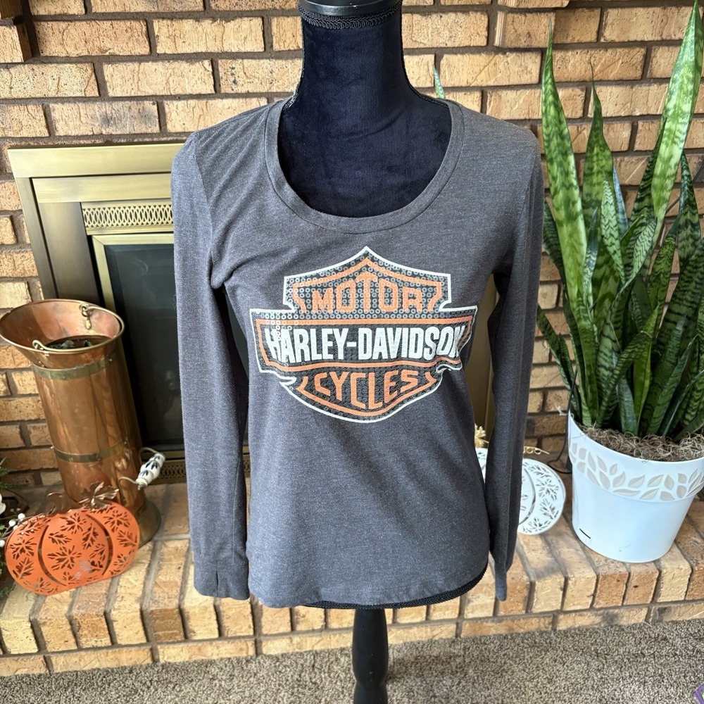 Harley Davidson Women's Size Medium Long Sleeve Shirt With Thumb Holes